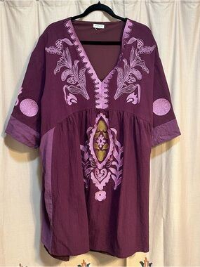 Chic Soul Plum and Light Pink Embroidered V-Neck Tunic